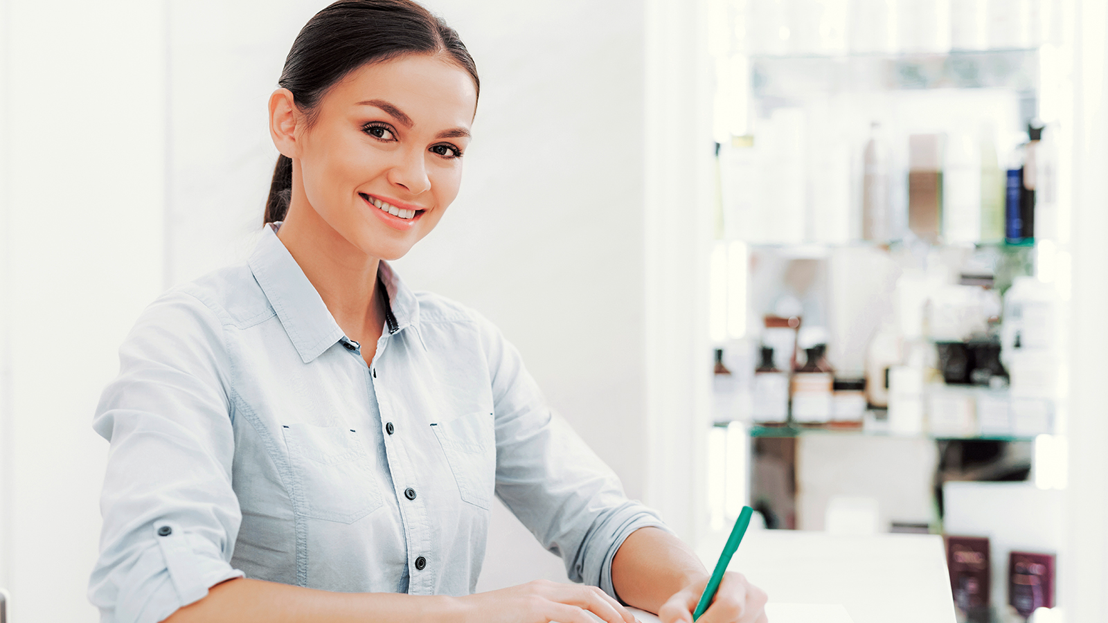Die richtige Ansprache, abgestimmt auf Ihre Zielgruppe, ist das A und O für eine erfolgreiche Kommunikation. Foto: Roman Samborski/Shutterstock.com