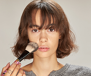 Fotos: Fotograf: Ralf Eyertt / Model: Kymani / Make-up-Artist: Vanessa Cisullo