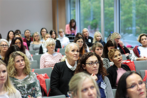 Fotos: Mathis Beutel, Fabry/BEAUTY FORUM; kiuikson/Shutterstock.com